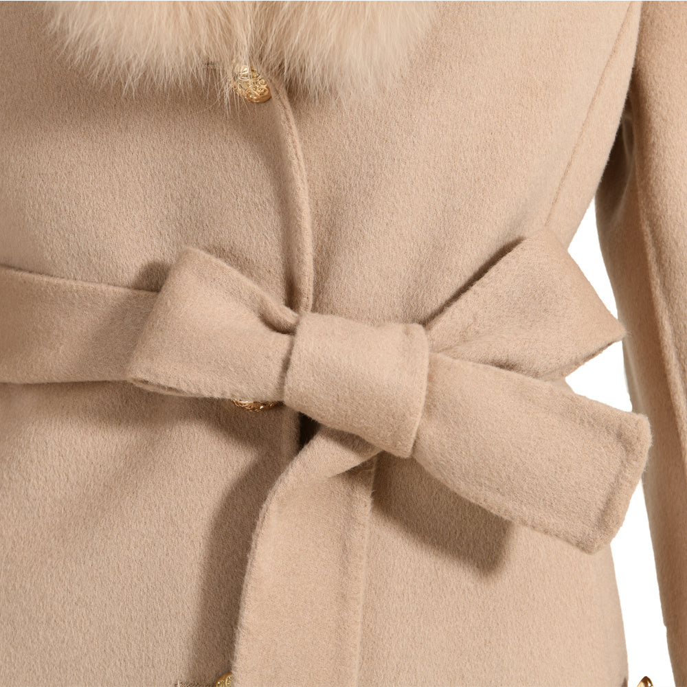 Luxurious Ladies Cashmere Coat with Real Fox Fur Collar and Cuffs